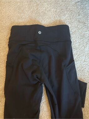 Lululemon Wunder Train High-Rise Tight with Pockets - 
Size 4